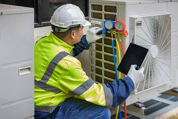 Professional Hvac technician working in Minster, OH